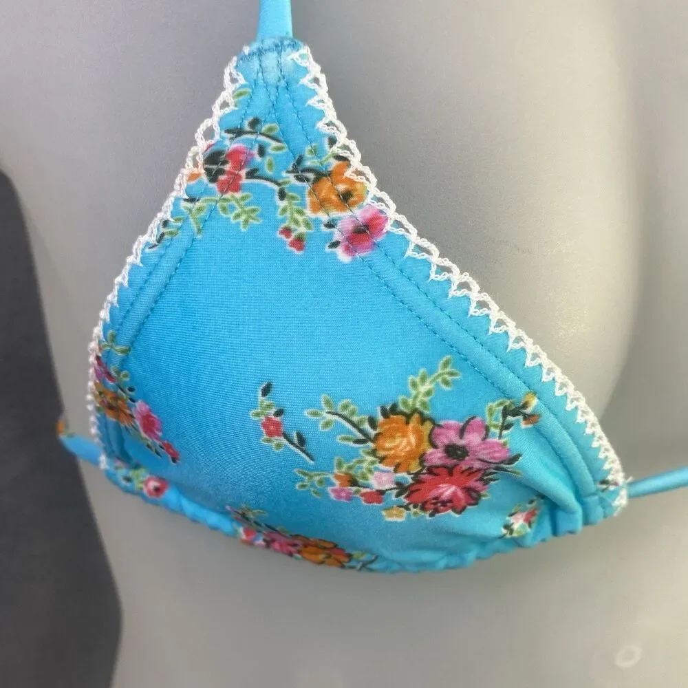 AGUA DOCE Brazilian 2-pc Bikini Size Large Blue Flowers Lace Trim Hip Tie